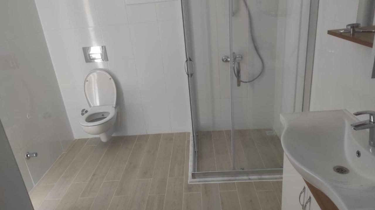 Cesme Burcu Sitesi Yaman Villa Bagian luar foto