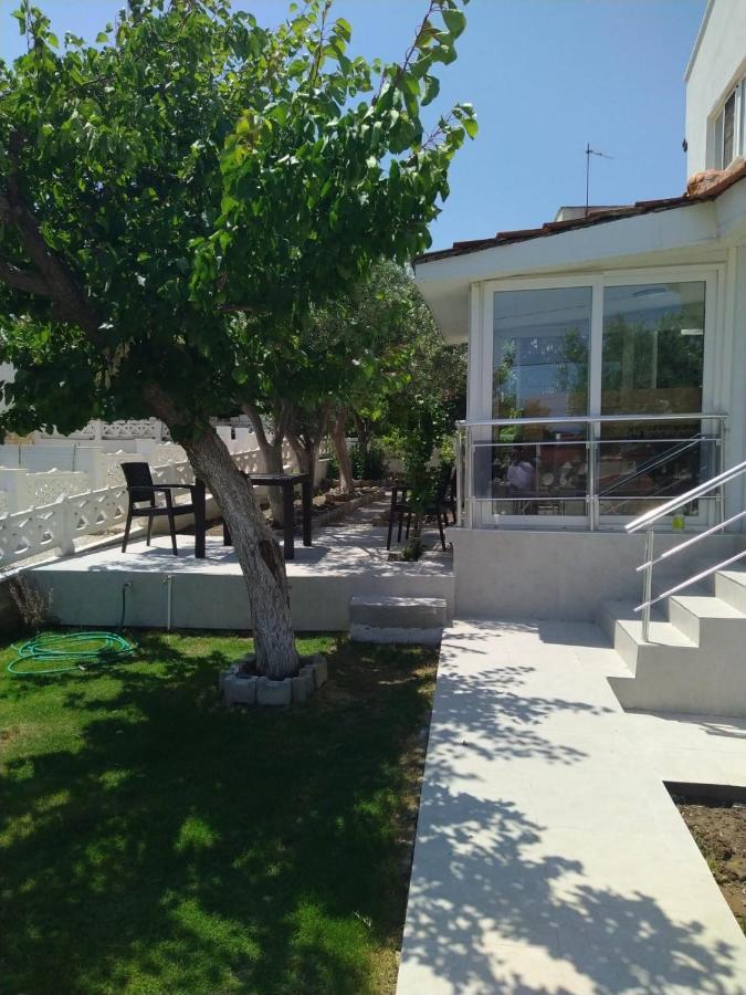 Cesme Burcu Sitesi Yaman Villa Bagian luar foto