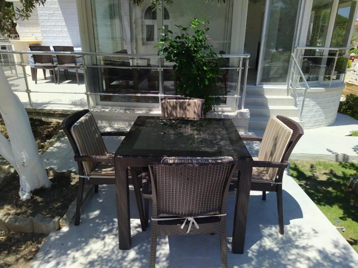 Cesme Burcu Sitesi Yaman Villa Bagian luar foto