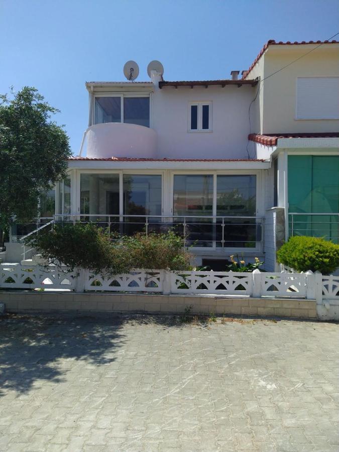Cesme Burcu Sitesi Yaman Villa Bagian luar foto