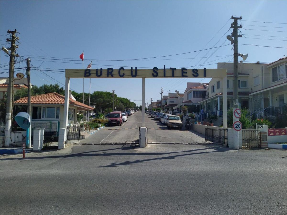 Cesme Burcu Sitesi Yaman Villa Bagian luar foto